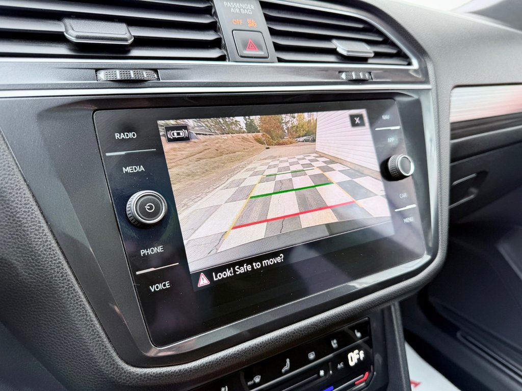 2022 Volkswagen TIGUAN Highline R-Line | Leather Seats, in COLDBROOK, Nova Scotia - 17 - w1024h768px