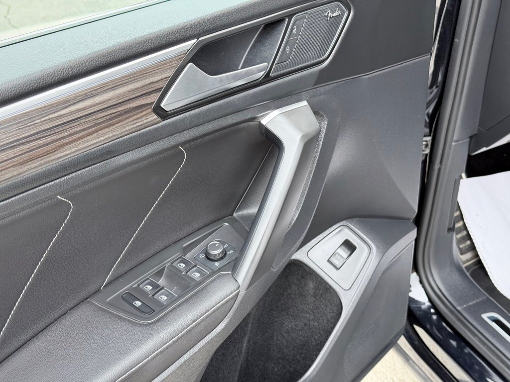 2022 Volkswagen TIGUAN Highline R-Line | Leather Seats, in COLDBROOK, Nova Scotia - 8 - w1024h768px
