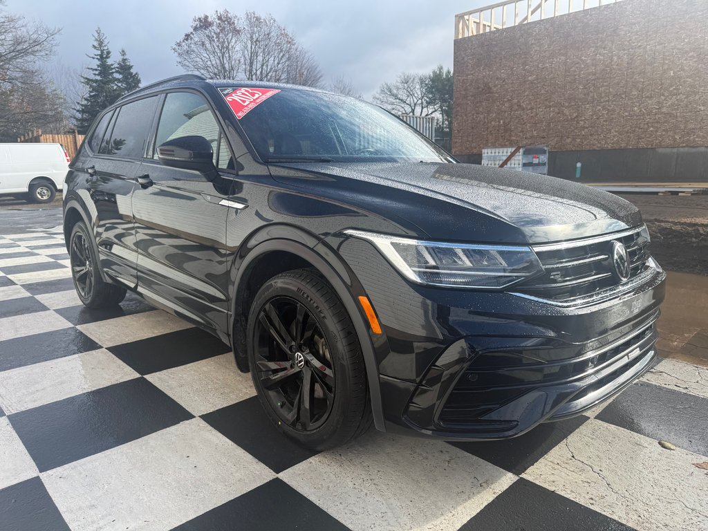 2023 Volkswagen TIGUAN Comfortline R-Line Black Edition in COLDBROOK, Nova Scotia - 3 - w1024h768px