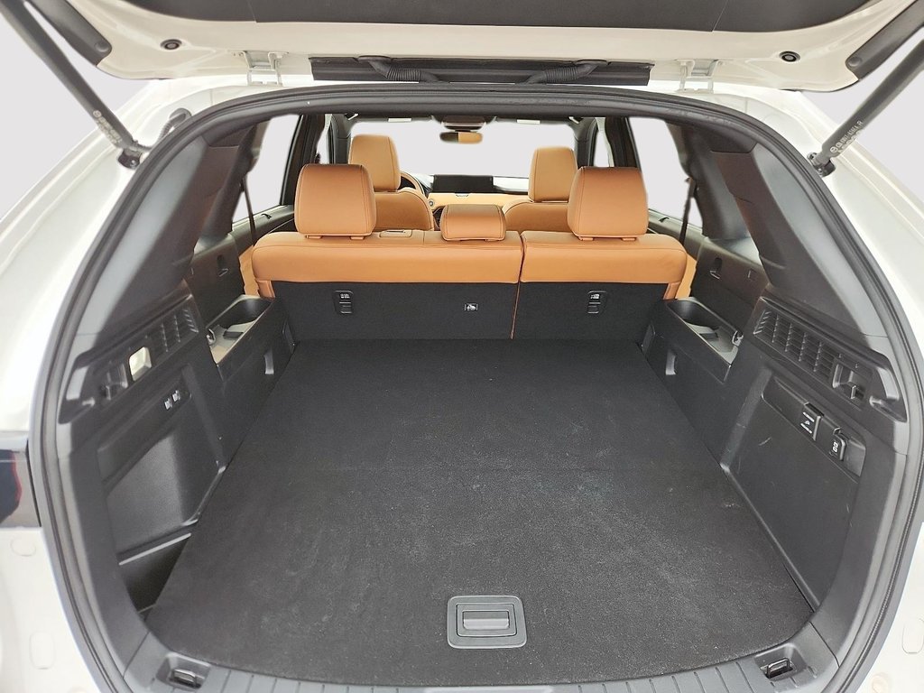 2025 Mazda CX-70 MHEV Signature-5