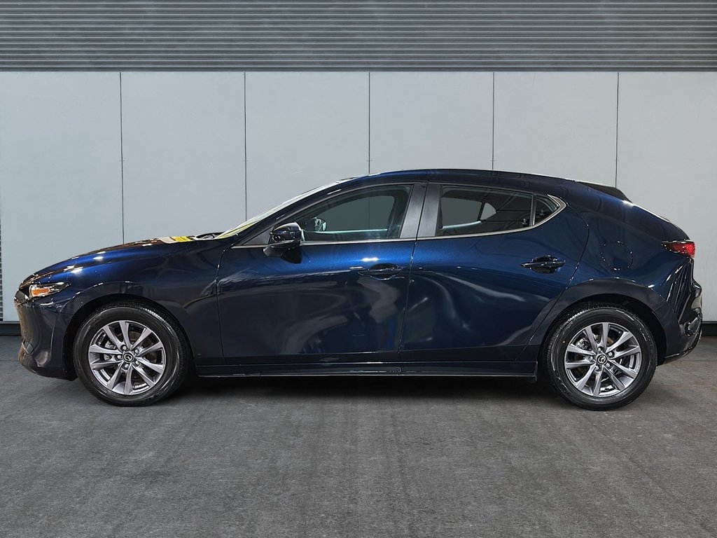 Mazda 3 Sport GX 2023-4