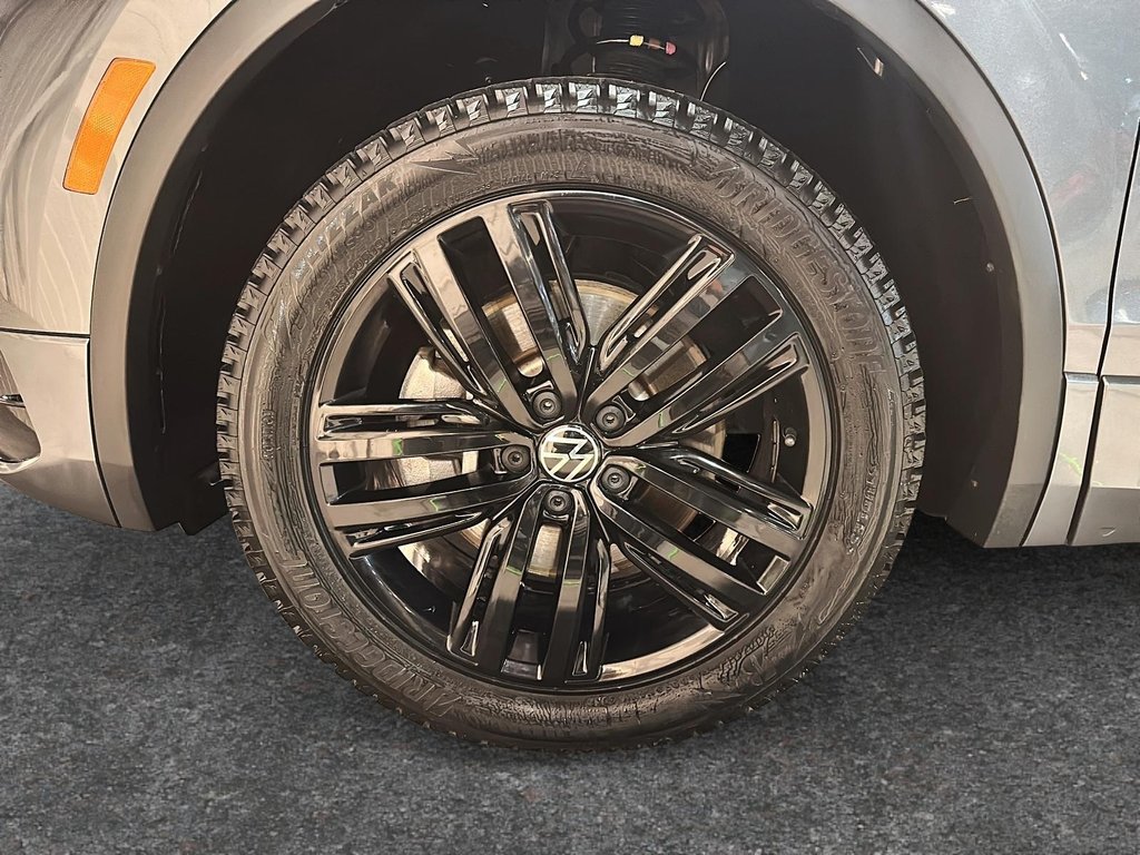 Volkswagen Tiguan Comfortline R-Line Black Edition 2022-7