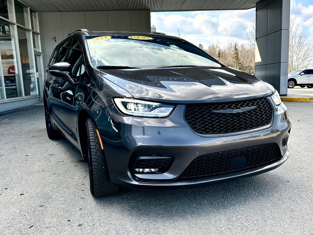 2022  Pacifica Touring L in Mont-Laurier, Quebec - 6 - w1024h768px