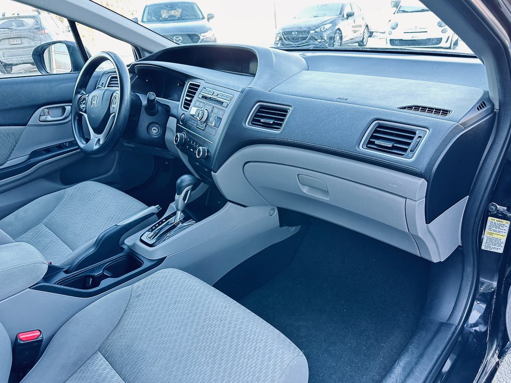 2014  Civic Sedan LX in Mont-Laurier, Quebec - 21 - w1024h768px