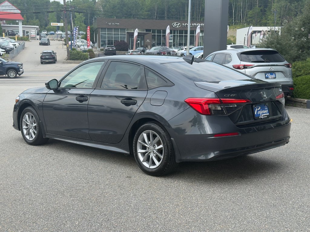 Honda Civic Sedan EX 2022 à Mont-Tremblant, Québec - 4 - w1024h768px