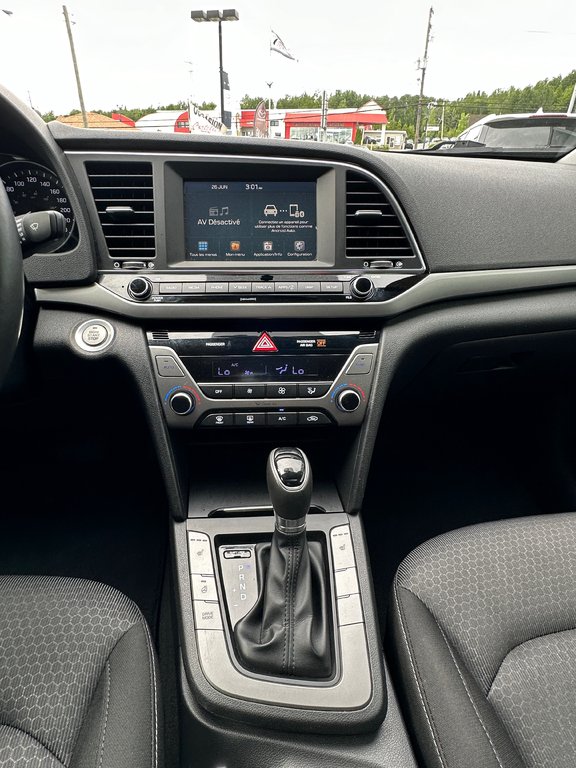 2017 Hyundai Elantra GLS in Mont-Tremblant, Quebec - 16 - w1024h768px