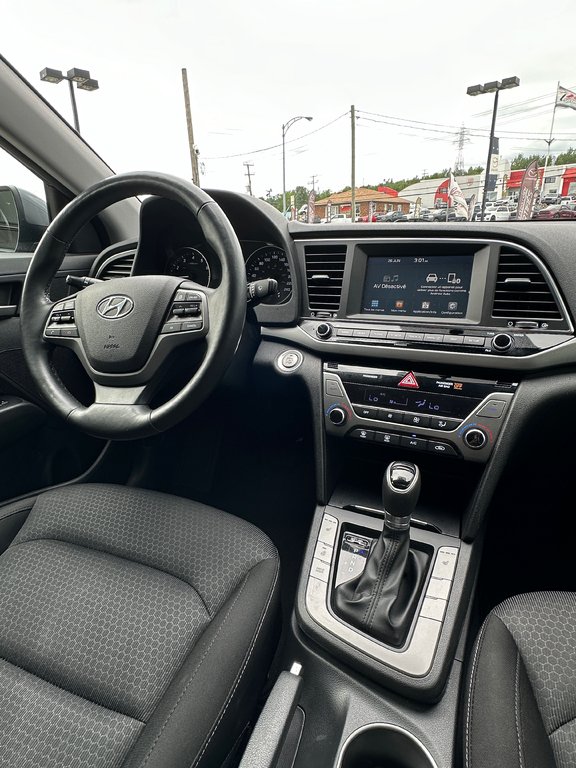 2017 Hyundai Elantra GLS in Mont-Tremblant, Quebec - 7 - w1024h768px
