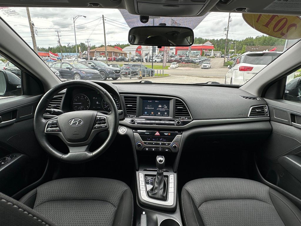 2017 Hyundai Elantra GLS in Mont-Tremblant, Quebec - 10 - w1024h768px