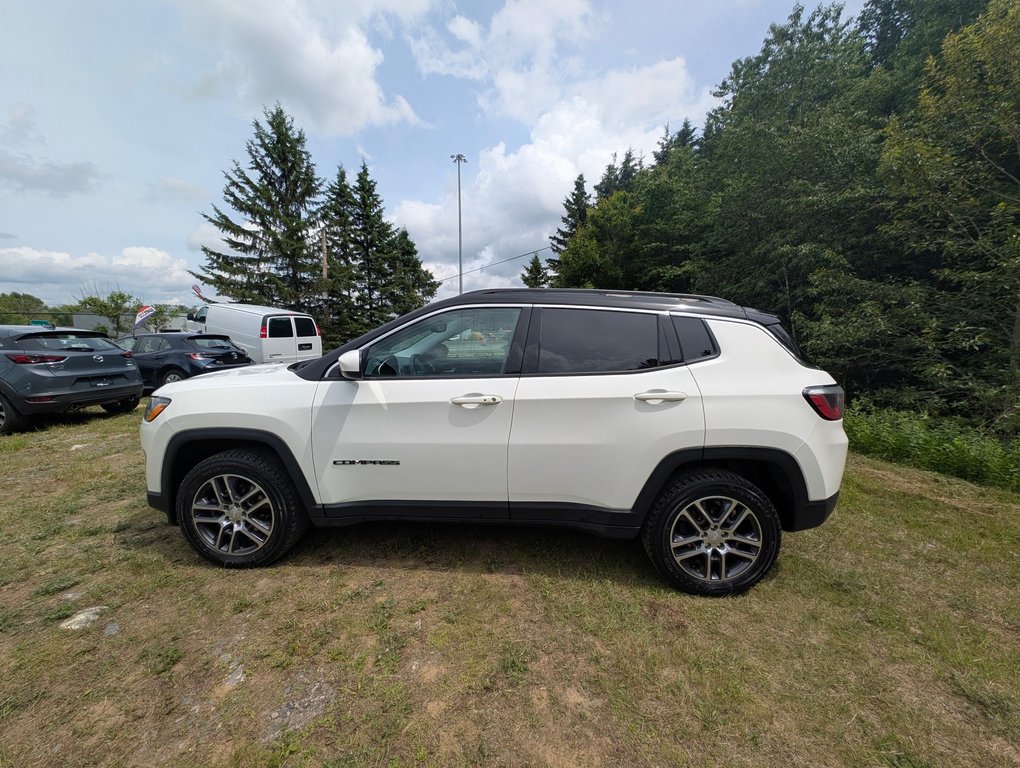 2018 Jeep Compass North in Mont-Laurier, Quebec - 5 - w1024h768px