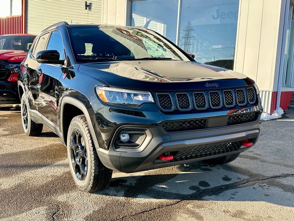 2024  Compass TRAILHAWK in Mont-Tremblant, Quebec - 28 - w1024h768px