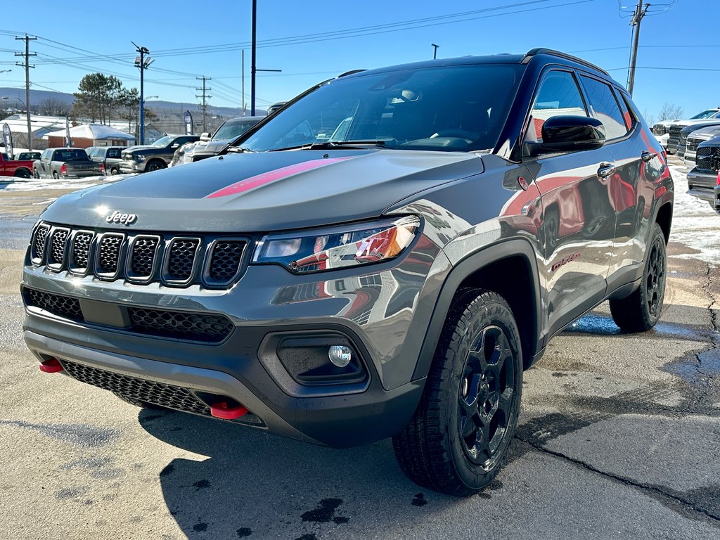 2024  Compass TRAILHAWK in Mont-Tremblant, Quebec - 1 - w1024h768px