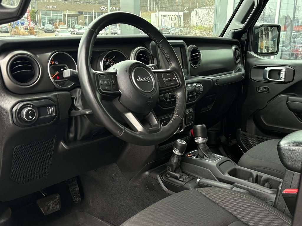 2023 Jeep Gladiator Willys in Mont-Laurier, Quebec - 8 - w1024h768px