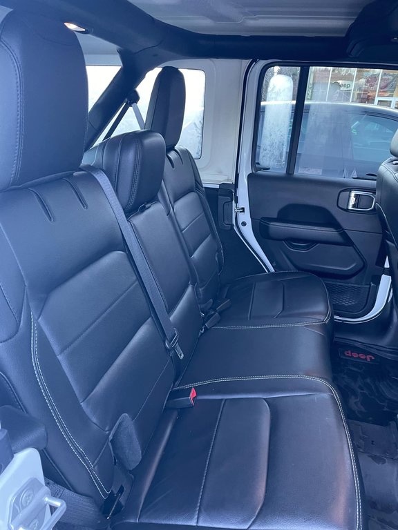 2021 Jeep Wrangler Unlimited Sahara in Mont-Tremblant, Quebec - 11 - w1024h768px