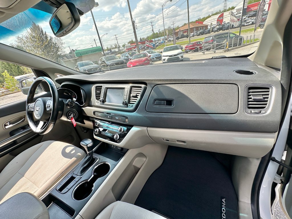 2020 Kia Sedona in Mont-Tremblant, Quebec - 12 - w1024h768px