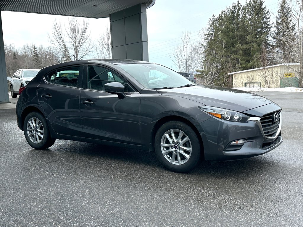 2018 Mazda 3 Sport GS in Mont-Laurier, Quebec - 7 - w1024h768px