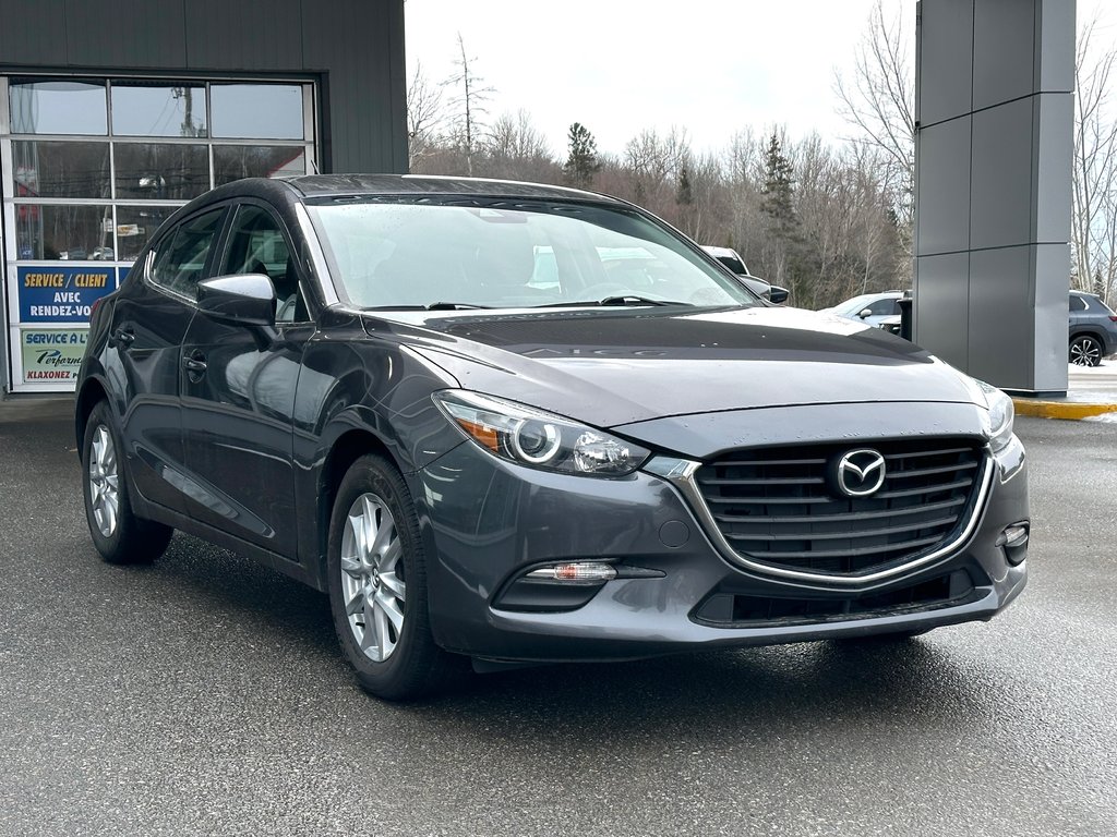 2018 Mazda 3 Sport GS in Mont-Laurier, Quebec - 8 - w1024h768px