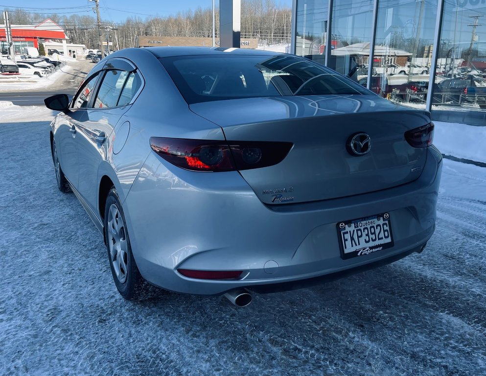 Mazda 3  2020 à Mont-Laurier, Québec - 8 - w1024h768px