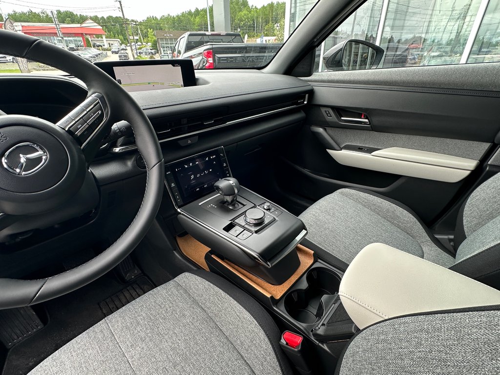 2024 Mazda MX-30 GS in Mont-Tremblant, Quebec - 11 - w1024h768px