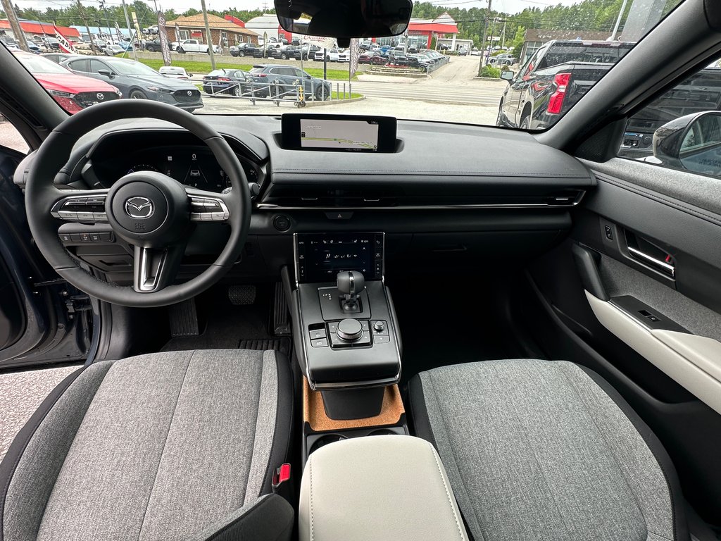 2024 Mazda MX-30 GS in Mont-Tremblant, Quebec - 17 - w1024h768px