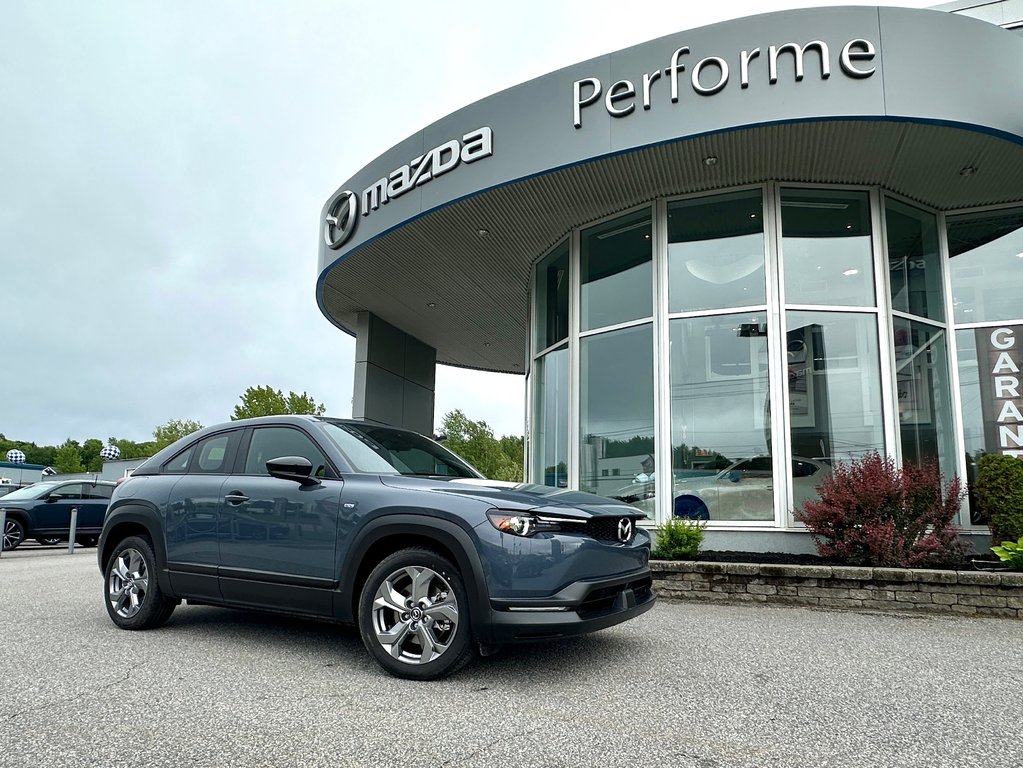 2024 Mazda MX-30 GS in Mont-Tremblant, Quebec - 24 - w1024h768px