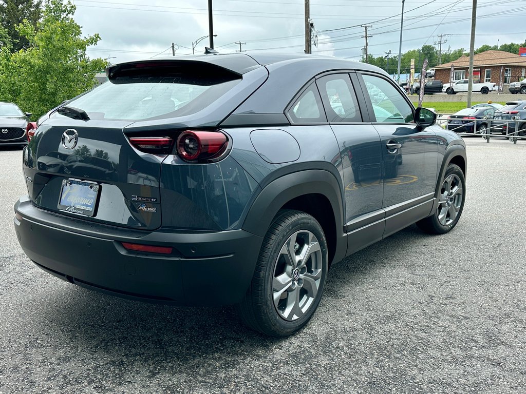 2024 Mazda MX-30 GS in Mont-Tremblant, Quebec - 4 - w1024h768px
