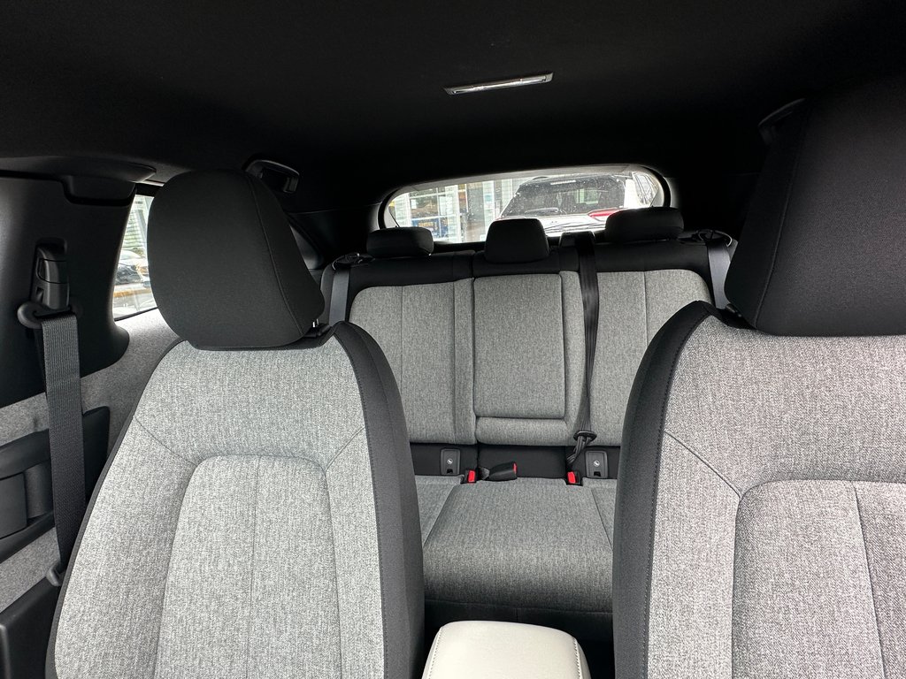 2024 Mazda MX-30 GS in Mont-Tremblant, Quebec - 9 - w1024h768px