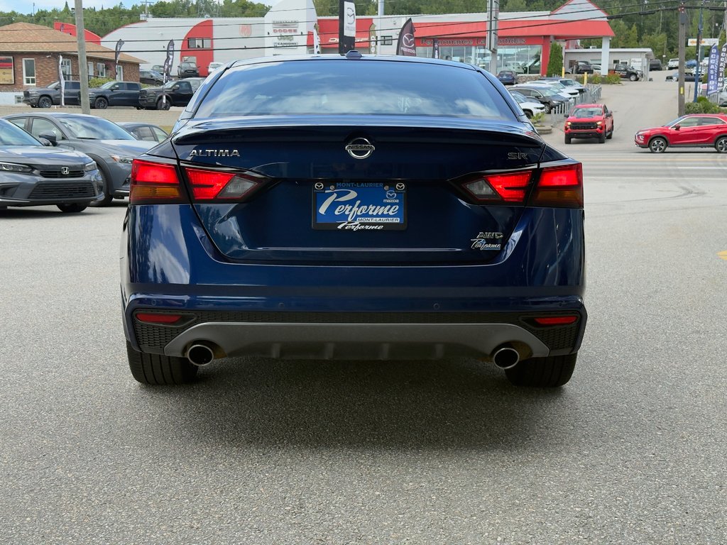 2021 Nissan Altima 2.5 SR in Mont-Laurier, Quebec - 5 - w1024h768px