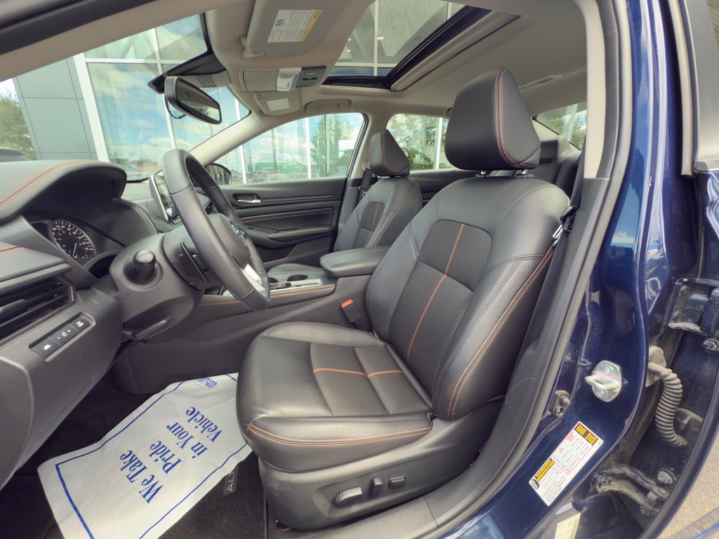 2021 Nissan Altima 2.5 SR in Mont-Laurier, Quebec - 11 - w1024h768px