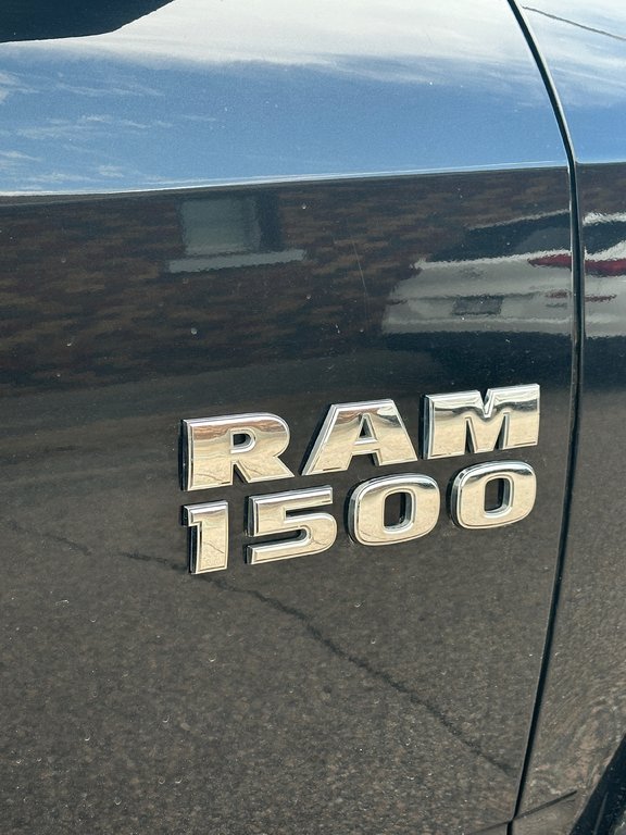 2017 Ram 1500 ST in Mont-Tremblant, Quebec - 4 - w1024h768px