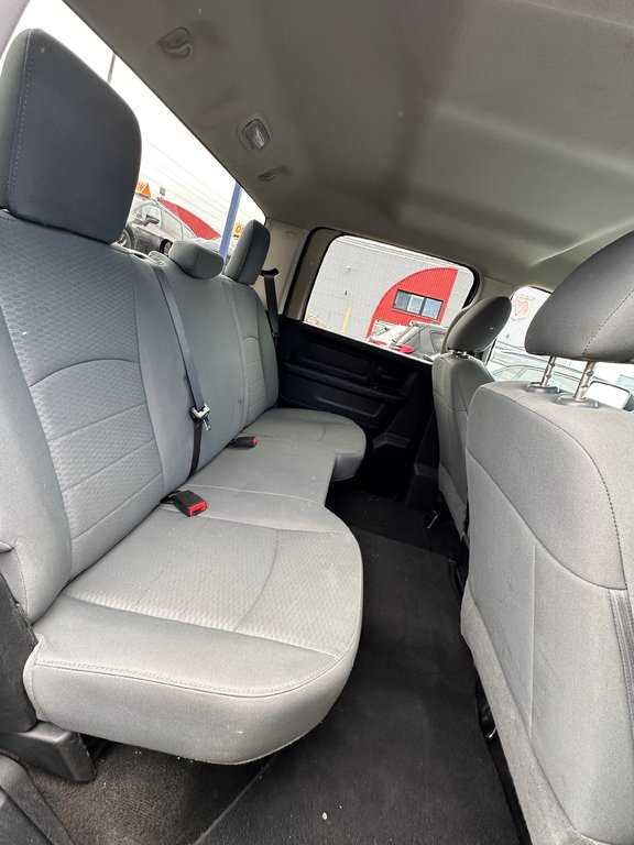 2017 Ram 1500 ST in Mont-Tremblant, Quebec - 9 - w1024h768px
