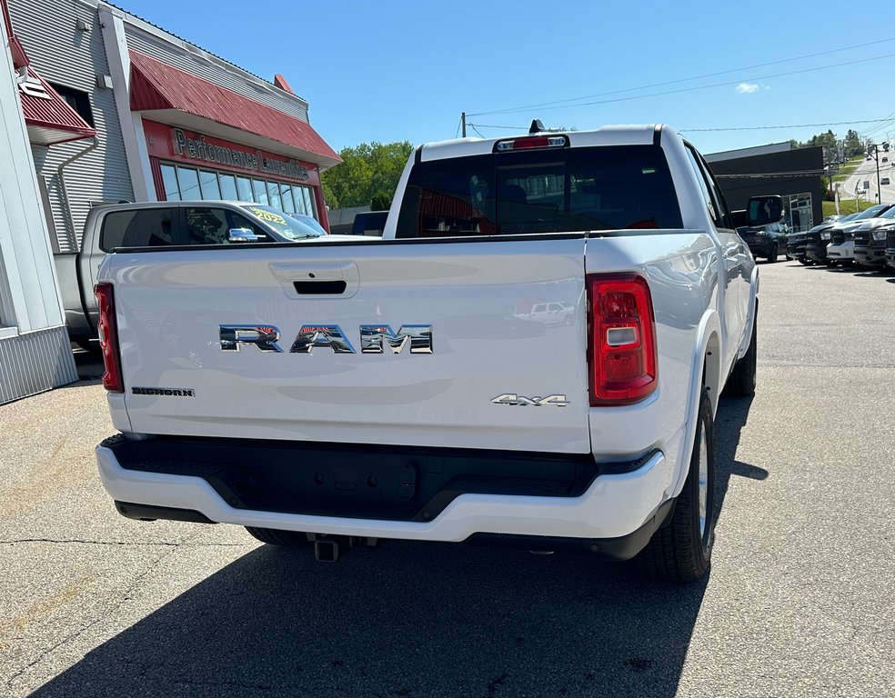 Ram 1500 BIG HORN 2025 à Mont-Tremblant, Québec - 16 - w1024h768px