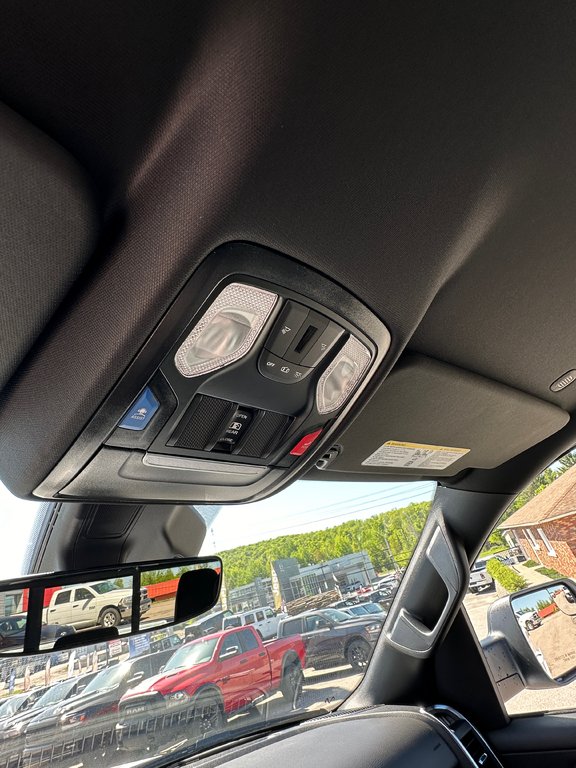 Ram 1500 BIG HORN 2025 à Mont-Tremblant, Québec - 26 - w1024h768px