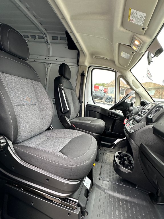 Ram ProMaster Cargo Van 2500 Hight 2020 à Mont-Tremblant, Québec - 12 - w1024h768px