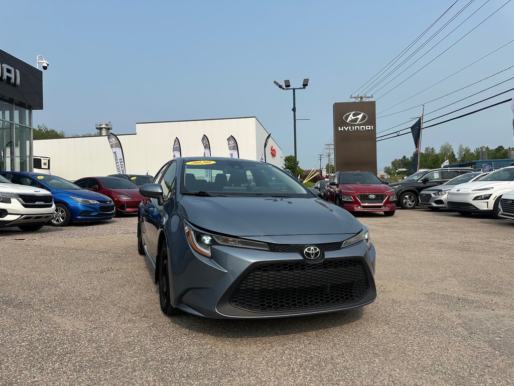 Toyota Corolla  2020 à Mont-Tremblant, Québec - 1 - w1024h768px
