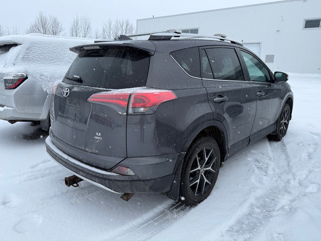 Toyota RAV4 SE 2016-2