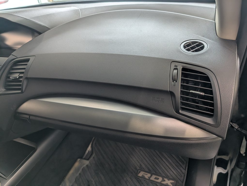 Acura RDX Tech Pkg, AWD, 2013 à Magog, Québec - 8 - w1024h768px