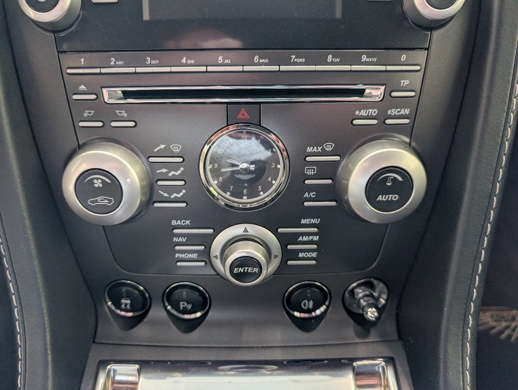 Aston Martin Vantage SPORT PACKAGE, MANUEL 6 VITESSES 2009 à Magog, Québec - 17 - w1024h768px