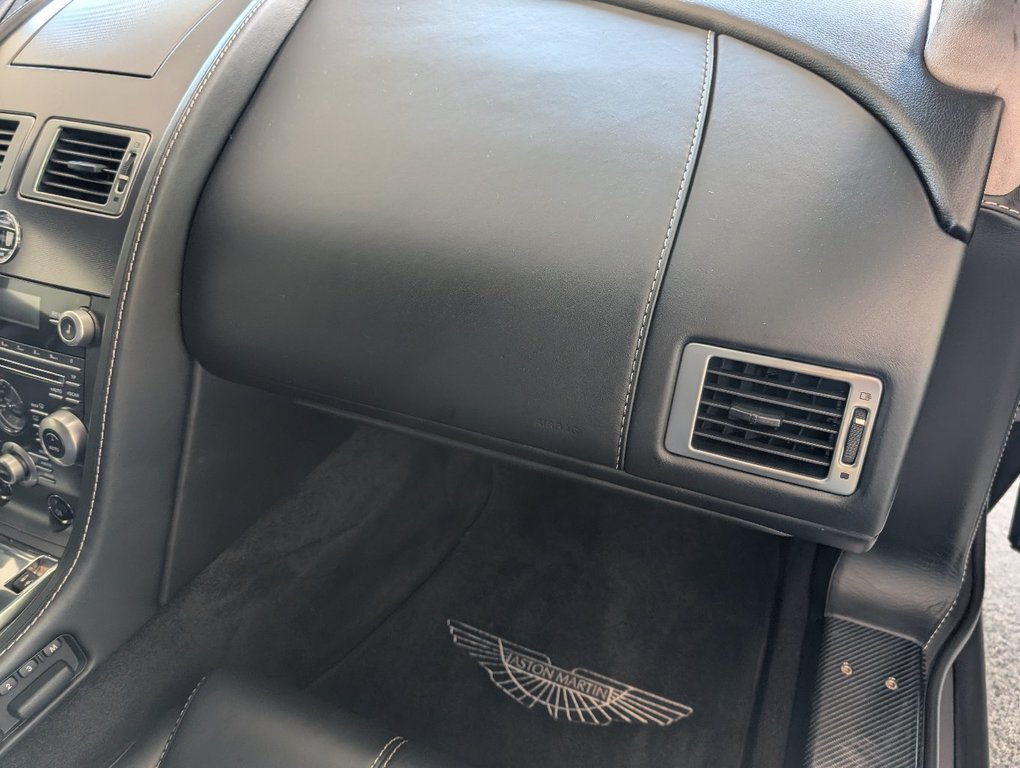 Aston Martin Vantage SPORT PACKAGE, MANUEL 6 VITESSES 2009 à Magog, Québec - 11 - w1024h768px