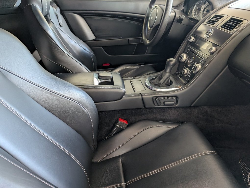 Aston Martin Vantage SPORT PACKAGE, MANUEL 6 VITESSES 2009 à Magog, Québec - 10 - w1024h768px