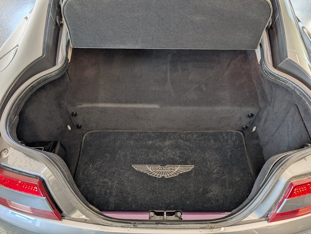 Aston Martin Vantage SPORT PACKAGE, MANUEL 6 VITESSES 2009 à Magog, Québec - 8 - w1024h768px
