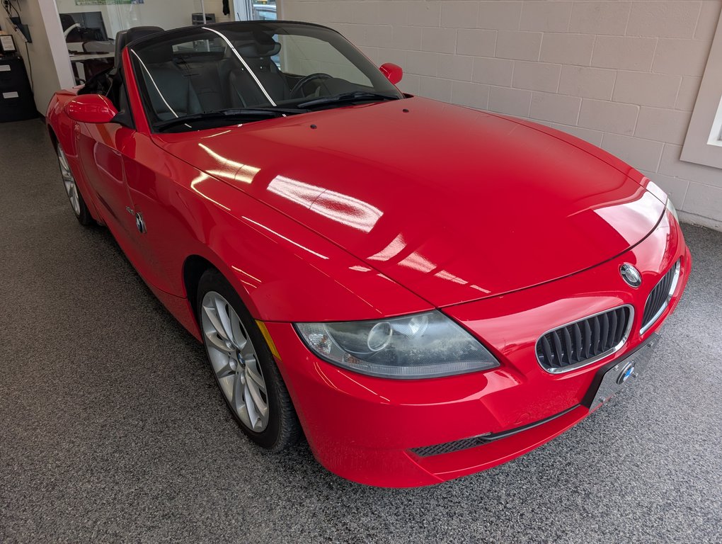 BMW Z4 3.0i CONVERTIBLE, 2006 à Magog, Québec - 1 - w1024h768px
