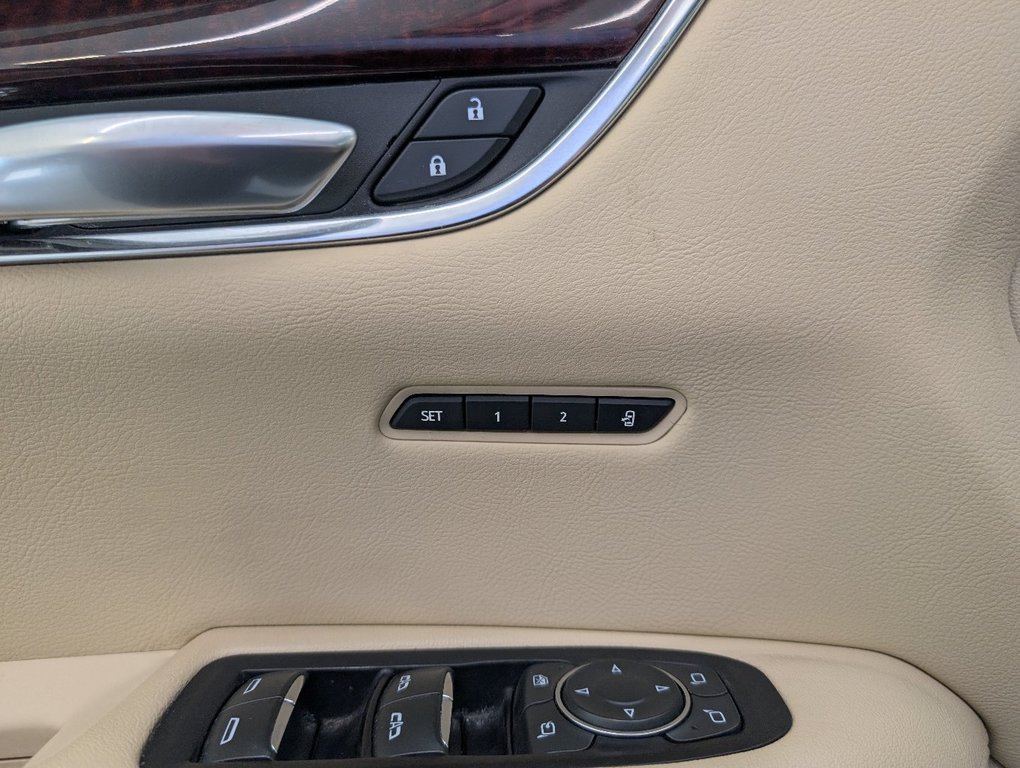 2019 Cadillac XT5 Luxury AWD in Magog, Quebec - 17 - w1024h768px