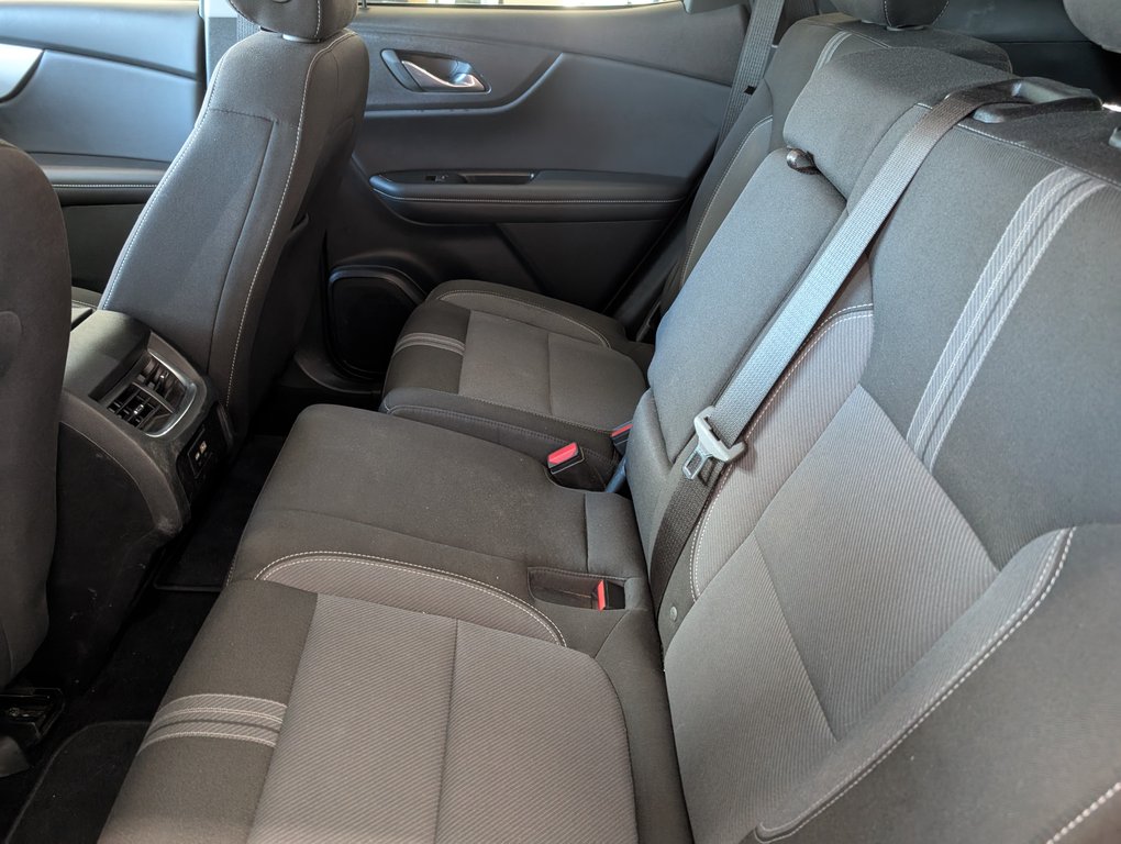Chevrolet Blazer LT AWD, 2023 à Magog, Québec - 10 - w1024h768px