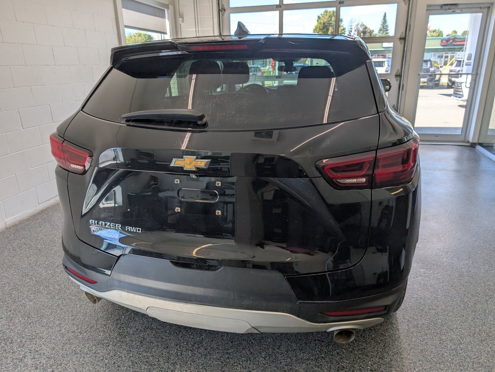 Chevrolet Blazer LT AWD, 2023 à Magog, Québec - 4 - w1024h768px
