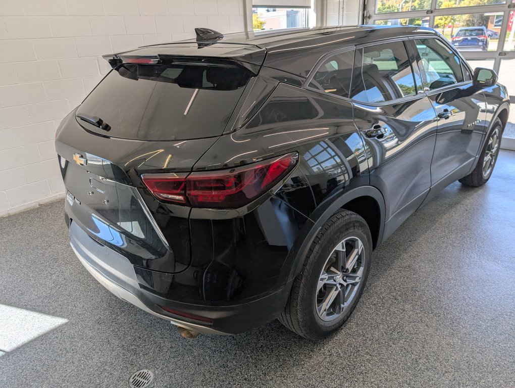 Chevrolet Blazer LT AWD, 2023 à Magog, Québec - 3 - w1024h768px