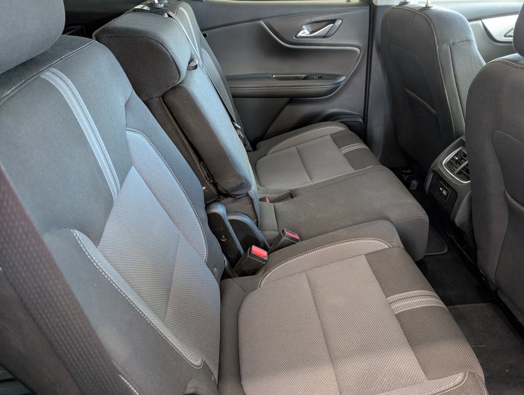 Chevrolet Blazer LT AWD, 2023 à Magog, Québec - 7 - w1024h768px