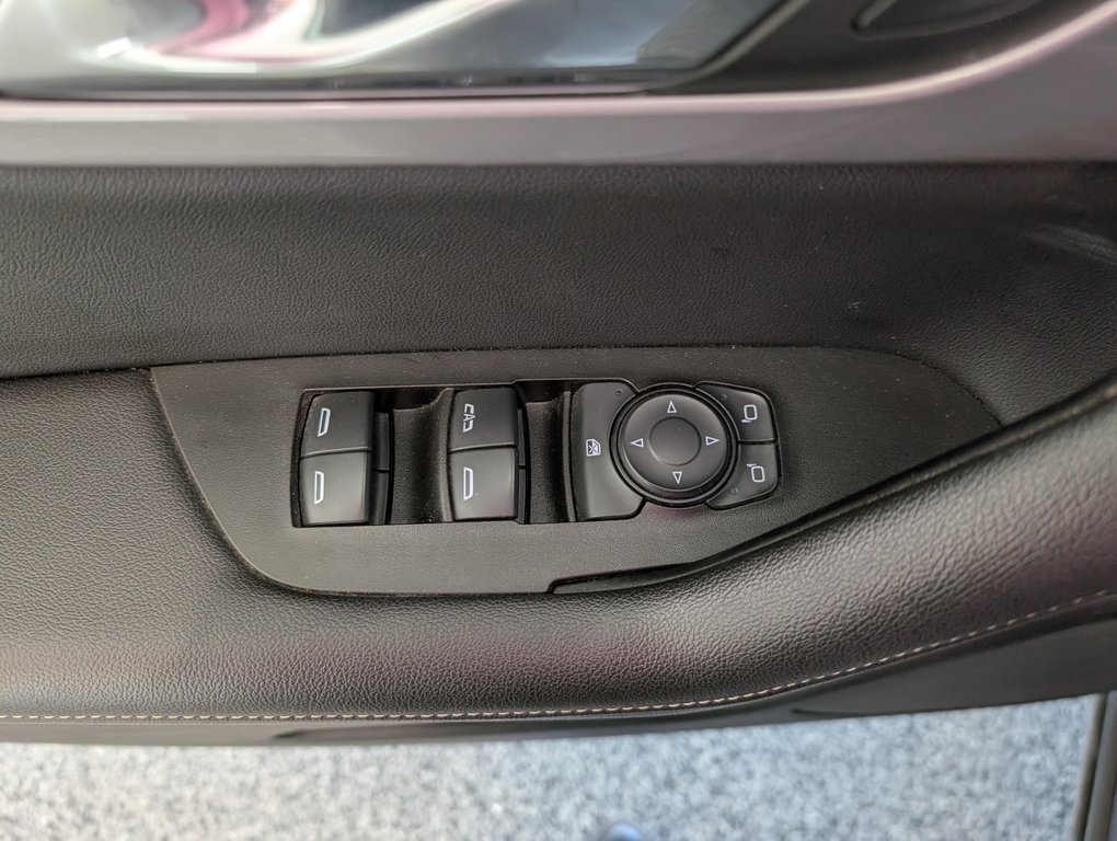 Chevrolet Blazer LT AWD, 2023 à Magog, Québec - 15 - w1024h768px