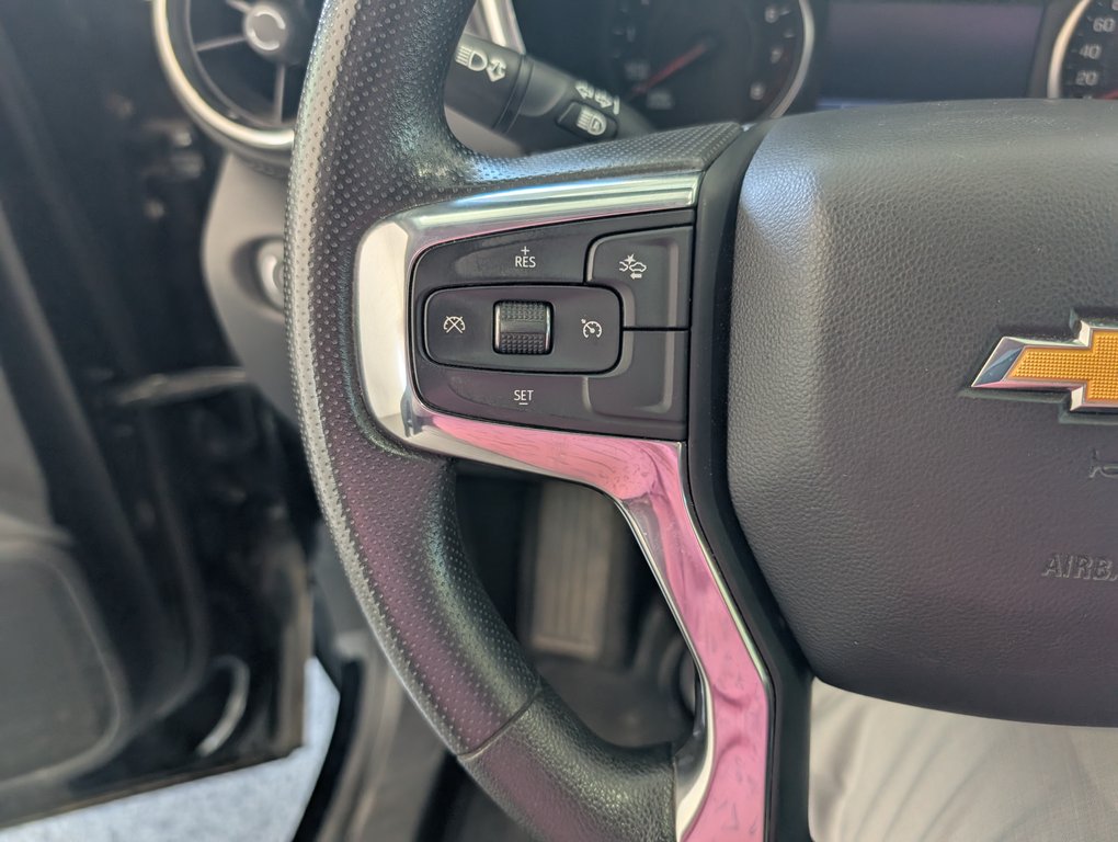 Chevrolet Blazer LT AWD, 2023 à Magog, Québec - 20 - w1024h768px