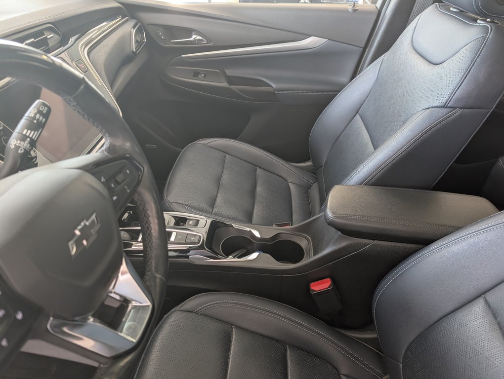 2022 Chevrolet Bolt EUV Premier in Magog, Quebec - 11 - w1024h768px