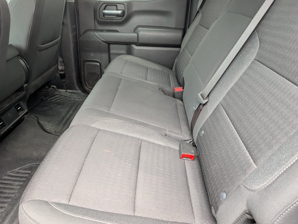 Chevrolet Silverado 1500 Custom Trail Boss 2022 à Magog, Québec - 11 - w1024h768px